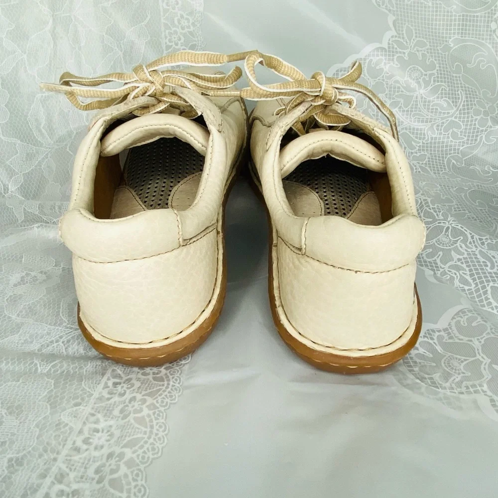 BORN WOMENS SHOES - Picture 6 of 9